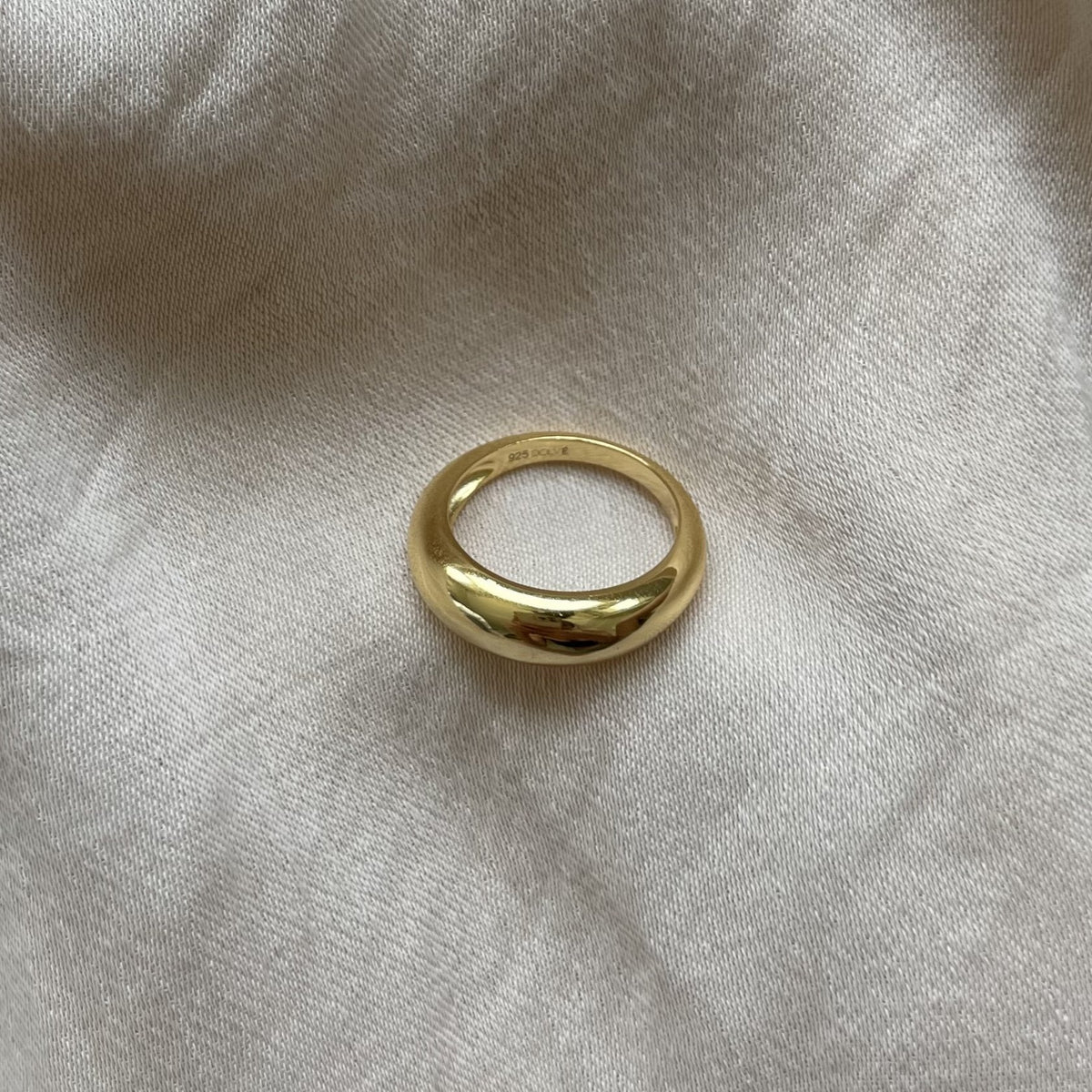 Éclaire Ring – Dolvé Collection