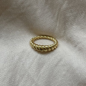 Céline Ring